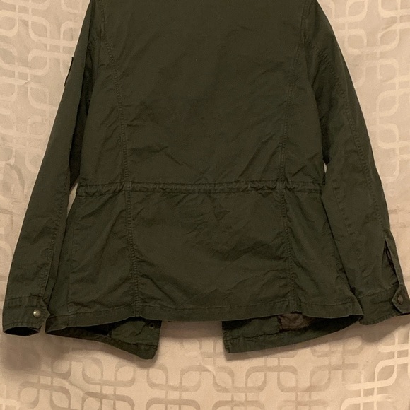 Women’s Spring Jacket - Picture 3 of 8